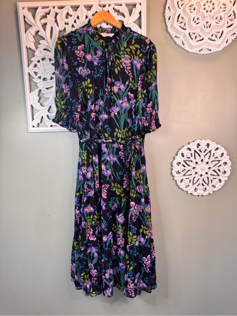 Estelle Floral Tie-Neck Midi Dress in Black and Purple Lined 3x